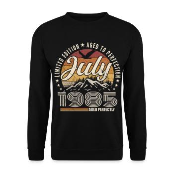 July 1985 40th Anniversary Gift July 1985 - Unisex Sweatshirt - black - Front - Alina (178cm) & Michal (187cm)