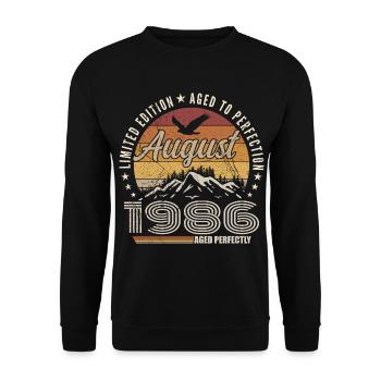 August 1986 Retro Birthday August 1986 August 1986 - Unisex Sweatshirt - black - Front - Alina (178cm) & Michal (187cm)