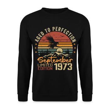 September 1973 Anniversaire Nées en Septembre 1973 - Sweat-shirt Unisexe - noir - Devant - Alina (178cm) & Michal (187cm)