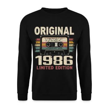 1986 Birthday Gift 1986 Vintage 1986 Retro - Unisex Sweatshirt - black - Front - Alina (178cm) & Michal (187cm)