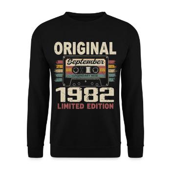 Septembre 1982 Anniversaire, Né en Septembre 1982 - Sweat-shirt Unisexe - noir - Devant - Alina (178cm) & Michal (187cm)