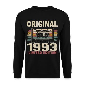 September 1993 Birthday, born in September 1993 - Unisex Sweatshirt - black - Front - Alina (178cm) & Michal (187cm)