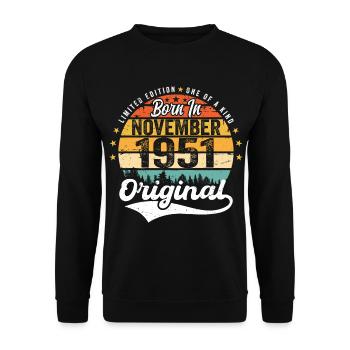 Legendär seit November 1951 - 1951 - Unisex Pullover - Schwarz - Vorne - Alina (178cm) & Michal (187cm)