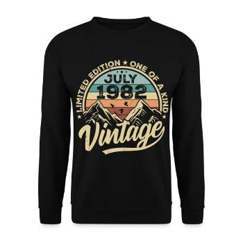 Born in July 1982 Born in July 1982 - Unisex Sweatshirt - black - Front - Alina (178cm) & Michal (187cm)