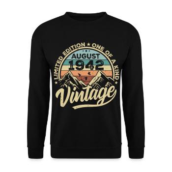 Geburtstag August 1942 Geburtstagsgeschenk August - Unisex Pullover - Schwarz - Vorne - Alina (178cm) & Michal (187cm)