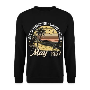 Legendary since May 1987, May 1987 - Unisex Sweatshirt - black - Front - Alina (178cm) & Michal (187cm)