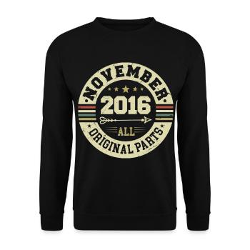 Millésime Novembre 2016 - Anniversaire Novembre 2016 - Sweat-shirt Unisexe - noir - Devant - Alina (178cm) & Michal (187cm)