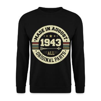 August 1943 Birthday present August 1943 August - Unisex Sweatshirt - black - Front - Alina (178cm) & Michal (187cm)