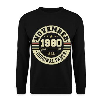 Vintage November 1980 - Birthday November 1980 - Unisex Sweatshirt - black - Front - Alina (178cm) & Michal (187cm)