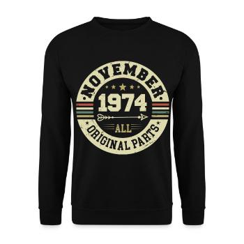 Vintage November 1974 - Birthday November 1974 - Unisex Sweatshirt - black - Front - Alina (178cm) & Michal (187cm)