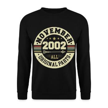 Vintage November 2002 - Birthday November 2002 - Unisex Sweatshirt - black - Front - Alina (178cm) & Michal (187cm)