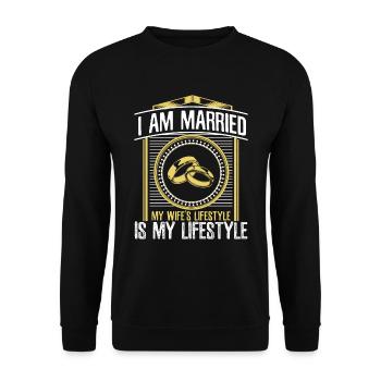 Ehe Ehefrau Liebe Geschenk - Unisex Pullover - Schwarz - Vorne - Alina (178cm) & Michal (187cm)