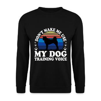 Hokkaido Ken Dog Lover Silhouette Vintage Sunset - Unisex Sweatshirt - black - Front - Alina (178cm) & Michal (187cm)