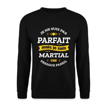 MARTIAL PARFAIT - PRENOM MARTIAL - Sweat-shirt Unisexe - noir - Devant - Alina (178cm) & Michal (187cm)