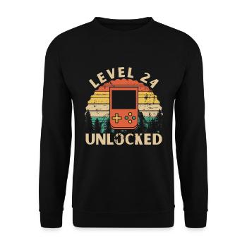 Level 24 freigeschaltet - Unisex Pullover - Schwarz - Vorne - Alina (178cm) & Michal (187cm)