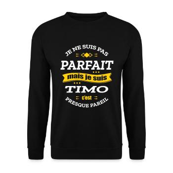 TIMO PARFAIT - PRENOM TIMO - Sweat-shirt Unisexe - noir - Devant - Alina (178cm) & Michal (187cm)