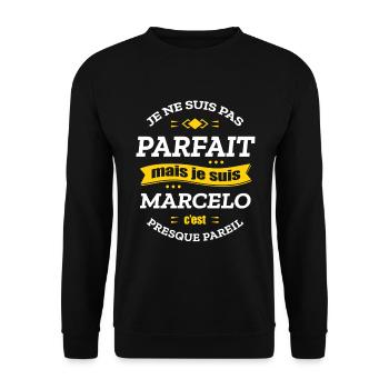 MARCELO PARFAIT - PRENOM MARCELO - Sweat-shirt Unisexe - noir - Devant - Alina (178cm) & Michal (187cm)