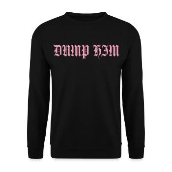 🩷 DUMP HIM Powder Pink – Gothic Girl – Pink - Unisex Pullover - Schwarz - Vorne - Alina (178cm) & Michal (187cm)