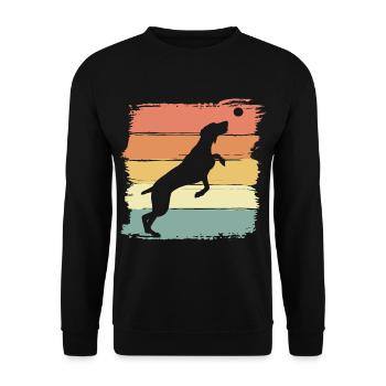 Weimaraner spielt mit Ball retro vintage - Unisex Pullover - Schwarz - Vorne - Alina (178cm) & Michal (187cm)