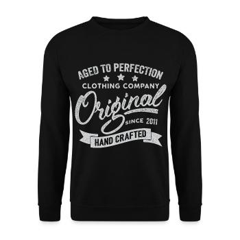 Original 2011 Vintage Retro 2011 Birthday 2011 - Unisex Sweatshirt - black - Front - Alina (178cm) & Michal (187cm)