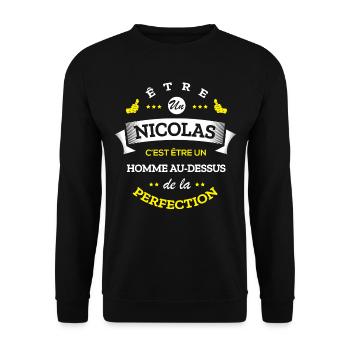 NICOLAS PARFAIT - NOM NICOLAS - Sweat-shirt Unisexe - noir - Devant - Alina (178cm) & Michal (187cm)