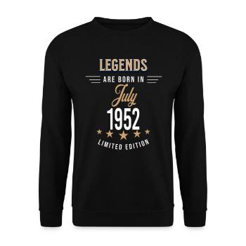 Legends werden im Juli 1952 geboren - Unisex Pullover - Schwarz - Vorne - Alina (178cm) & Michal (187cm)