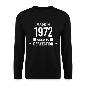 Made in aged to perfection 1972 - Unisex Sweatshirt - black - Front - Alina (178cm) & Michal (187cm)