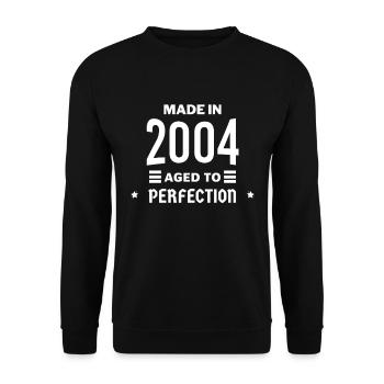 Made in aged to perfection 2004 - Unisex Sweatshirt - black - Front - Alina (178cm) & Michal (187cm)