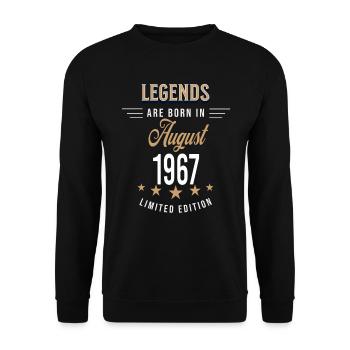 Legends werden im August 1967 geboren - Unisex Pullover - Schwarz - Vorne - Alina (178cm) & Michal (187cm)