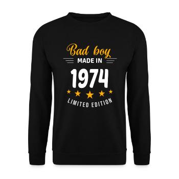 Bad boy made in 1974 - Unisex Sweatshirt - black - Front - Alina (178cm) & Michal (187cm)