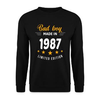 Bad Boy aus dem Jahr 1987 - Unisex Pullover - Schwarz - Vorne - Alina (178cm) & Michal (187cm)