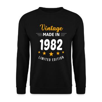 Vintage made in 1982 - Unisex Sweatshirt - black - Front - Alina (178cm) & Michal (187cm)