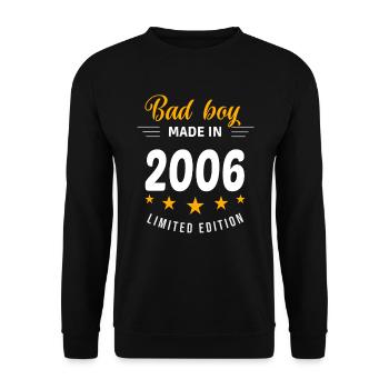 Bad Boy aus dem Jahr 2006 - Unisex Pullover - Schwarz - Vorne - Alina (178cm) & Michal (187cm)