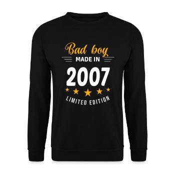 Bad Boy aus dem Jahr 2007 - Unisex Pullover - Schwarz - Vorne - Alina (178cm) & Michal (187cm)