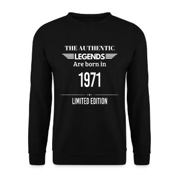 LEGENDS ARE BORN IN 1971 LIMITED EDITION - Unisex Sweatshirt - black - Front - Alina (178cm) & Michal (187cm)