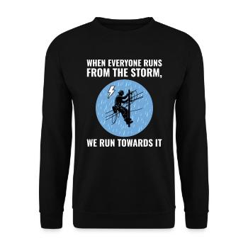 Lineman Storm Brave Dedicated Hero Power Grid - Unisex Sweatshirt - black - Front - Alina (178cm) & Michal (187cm)