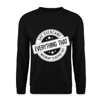 She Overcame What Was Meant To Destroy 10 - Unisex Pullover - Schwarz - Vorne - Alina (178cm) & Michal (187cm)