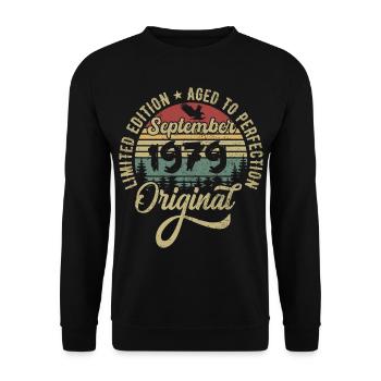 46th birthday September 1979 - 46 years old - Unisex Sweatshirt - black - Front - Alina (178cm) & Michal (187cm)