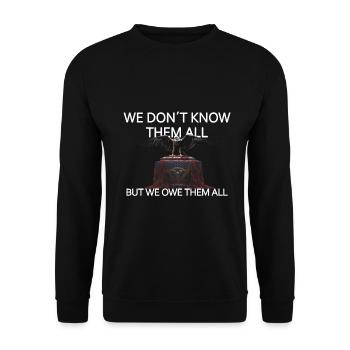We Don't Know Them All But We Owe Them All Veteran - Unisex Pullover - Schwarz - Vorne - Alina (178cm) & Michal (187cm)