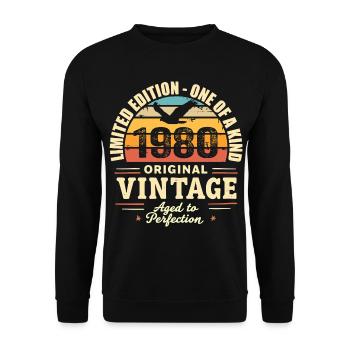 Cadeau Anniversaire 1980 Millésime 1980 Rétro 1980 - Sweat-shirt Unisexe - noir - Devant - Alina (178cm) & Michal (187cm)