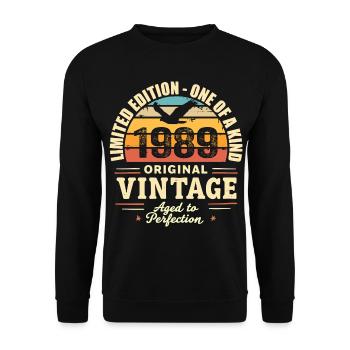 1989 Geburtstagsgeschenk Jahrgang 1989 Retro 1989 - Unisex Pullover - Schwarz - Vorne - Alina (178cm) & Michal (187cm)