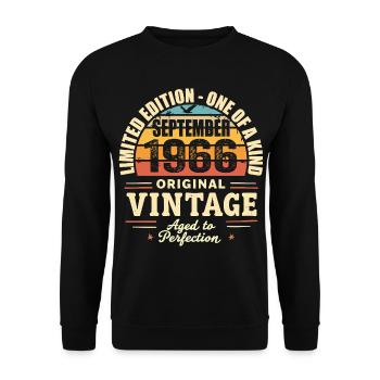 September 1966 Gift 1966 Vintage September 1966 - Unisex Sweatshirt - black - Front - Alina (178cm) & Michal (187cm)