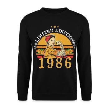 1986 Jahrgang Jahrgang 1986 Jahrgang Geburtstagsgeschenk - Unisex Pullover - Schwarz - Vorne - Alina (178cm) & Michal (187cm)