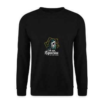 Ich bin ein Wassermann Klug Geschenk - Unisex Pullover - Schwarz - Vorne - Alina (178cm) & Michal (187cm)