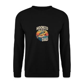 Angler Vater Vatertag Design - Unisex Pullover - Schwarz - Vorne - Alina (178cm) & Michal (187cm)