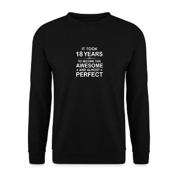 18ème anniversaire de 18 ans pour devenir ce génial 2001 - Sweat-shirt Unisexe - noir - Devant - Alina (178cm) & Michal (187cm)