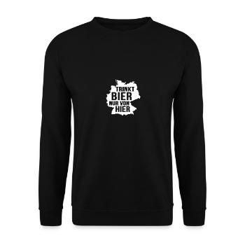 Trinkt Bier nur von hier - Unisex Pullover - Schwarz - Vorne - Alina (178cm) & Michal (187cm)