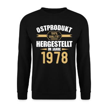 Ostprodukt 44 Geburtstag Mann Frau Jahrgang 1978 - Unisex Pullover - Schwarz - Vorne - Alina (178cm) & Michal (187cm)