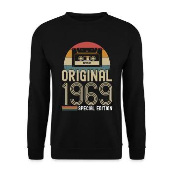 Retro Vintage 1969 Born Birthday Vintage - Unisex Sweatshirt - black - Front - Alina (178cm) & Michal (187cm)