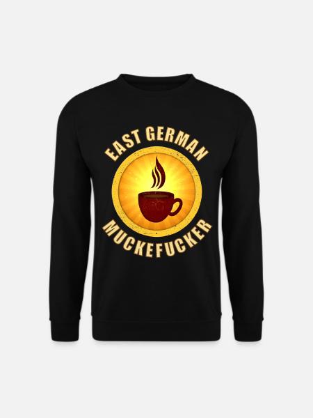 DDR Kaffee Muckefuck mit Tasse im Retro Style - Unisex Pullover - Schwarz